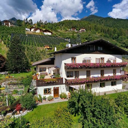 Ferienwohnung Sonnenhof Riffian Exterior foto