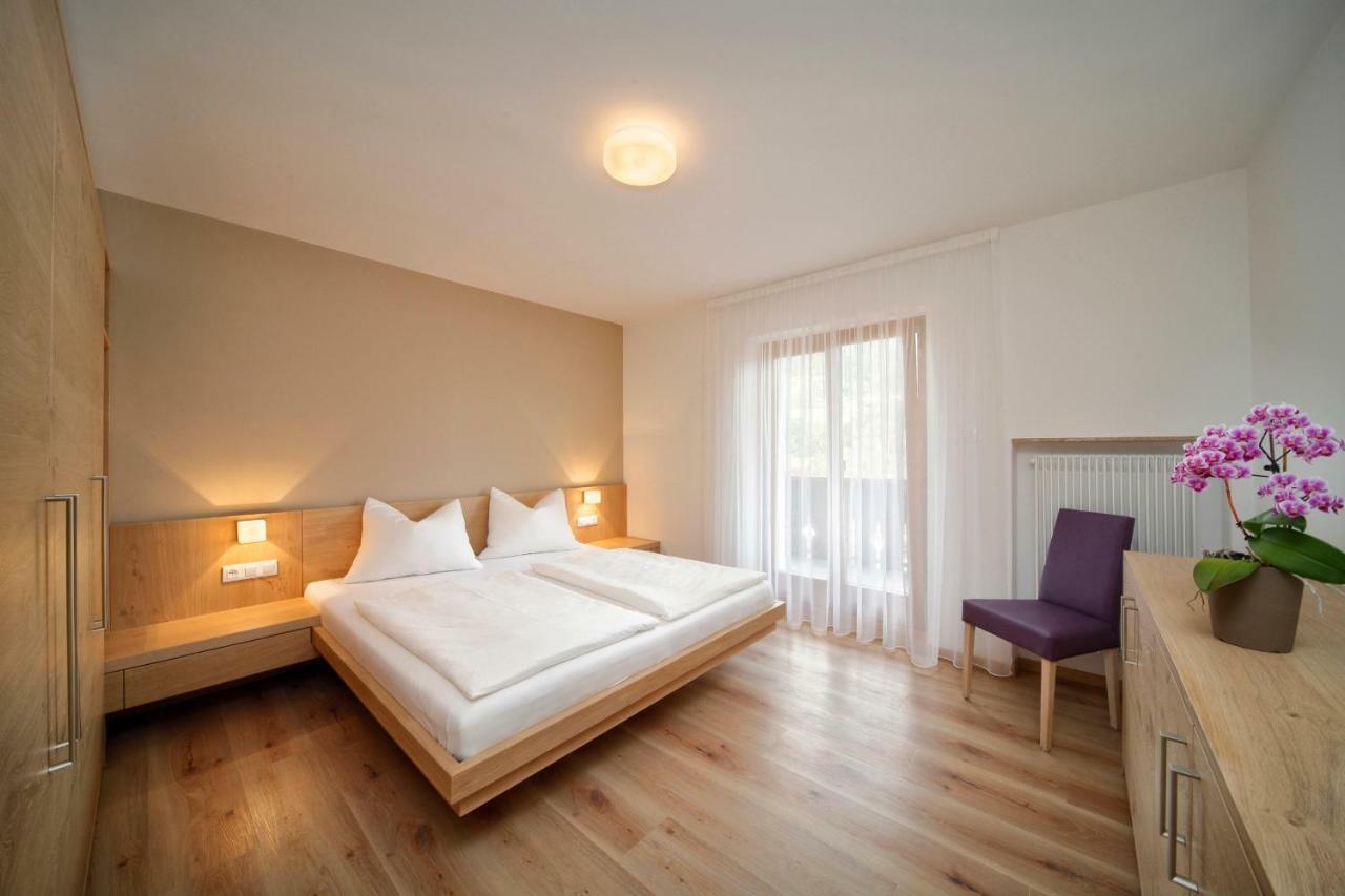 Ferienwohnung Sonnenhof Riffian Exterior foto